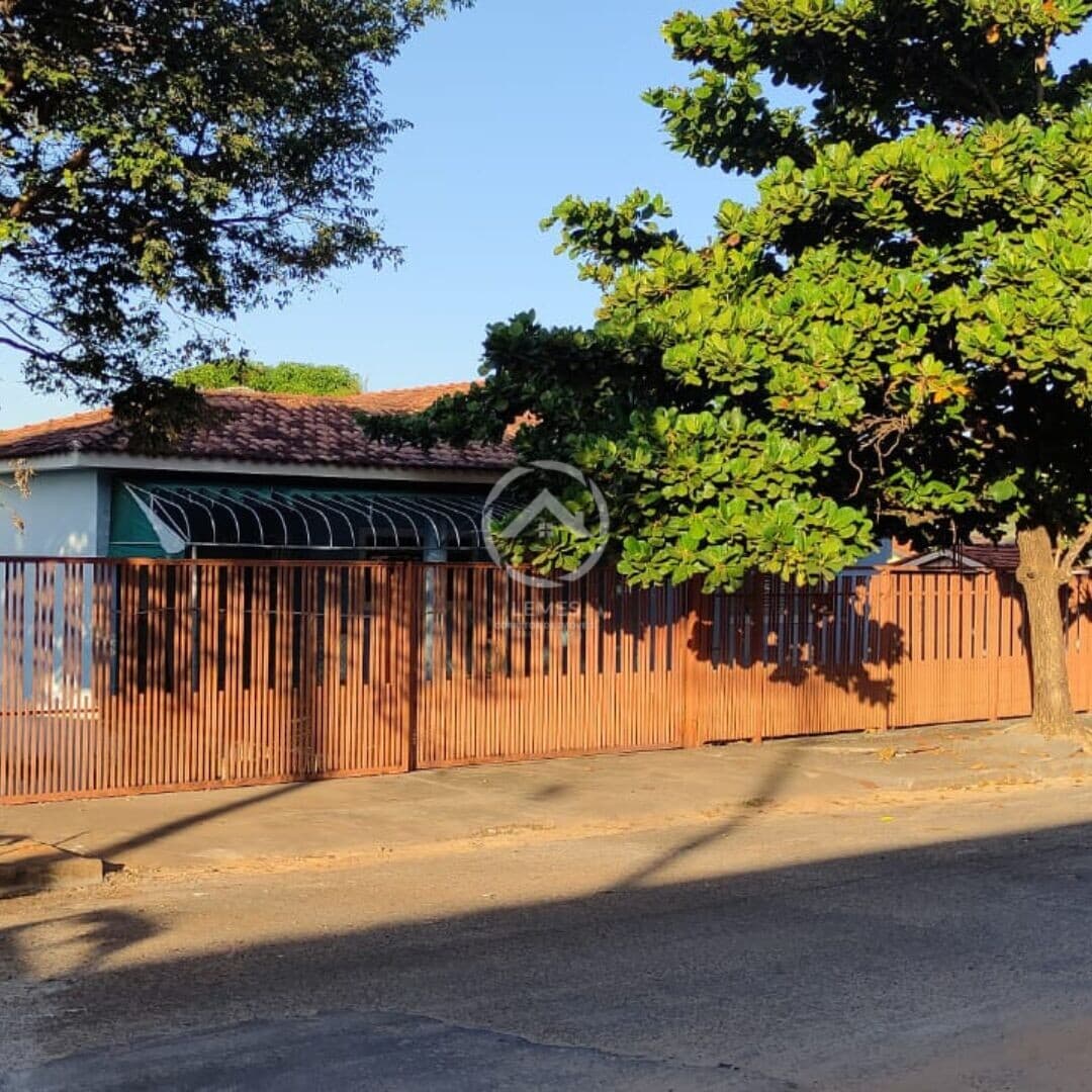 Casa em Mirandópolis - Jardim Santa Rosa