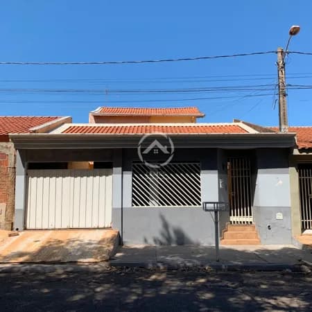 Sobrado em Mirandópolis - Conjunto Habitacional Colina Verde