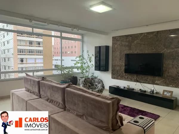 Apartamento amplo, 3 quartos + dependência, 4 banheiros, 2 VAGAS DE GARAGEM. Localização nobre de Santos.