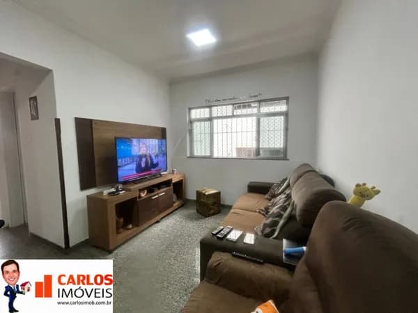 🏡 Apartamento em ótima localização – 2 quartos, amplo, 2 vaga de gararem, sem 1 fechada.