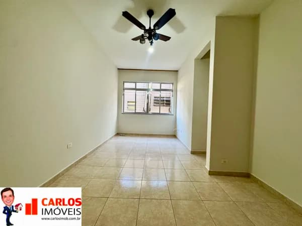 🌊✨ APARTAMENTO 2 DORMITÓRIOS NA POMPÉIA — 300 METROS DA PRAIA E PRÓXIMO AO GONZAGA! ✨🌊