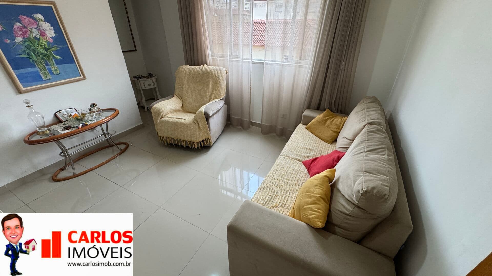 1 Dormitório Reformado Lindo Embaré Rua São José