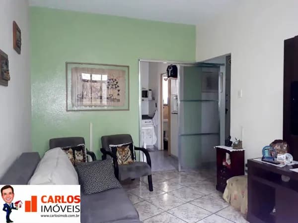 Térreo elevado, 2 quartos, sala, cozinha, banheiro, área de serviço, porão funcional, amplo 78m²