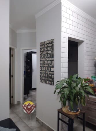 Casa Padrão em Condomínio com 2 Dormitórios