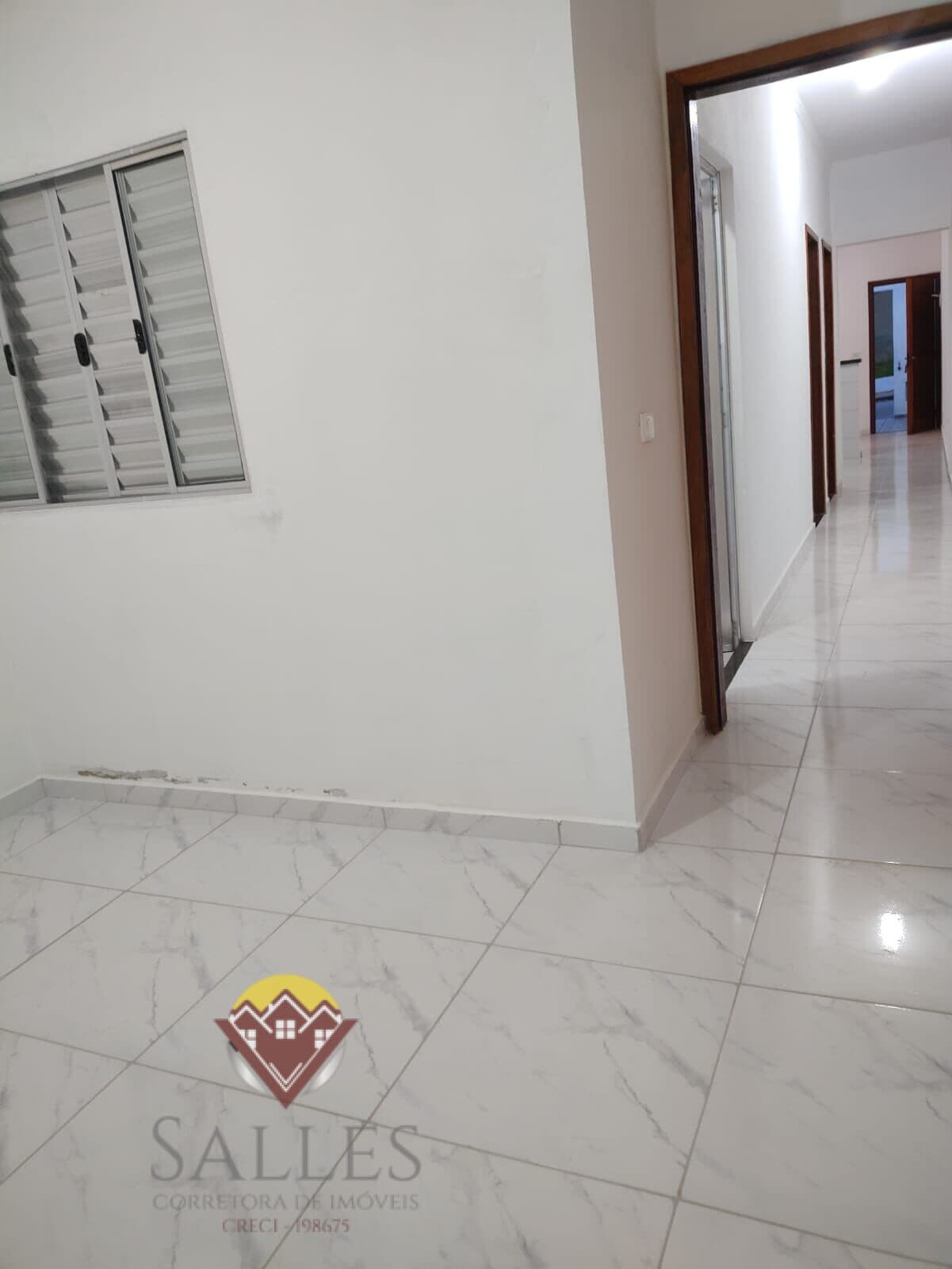 Casa Geminada com 2 Dormitórios