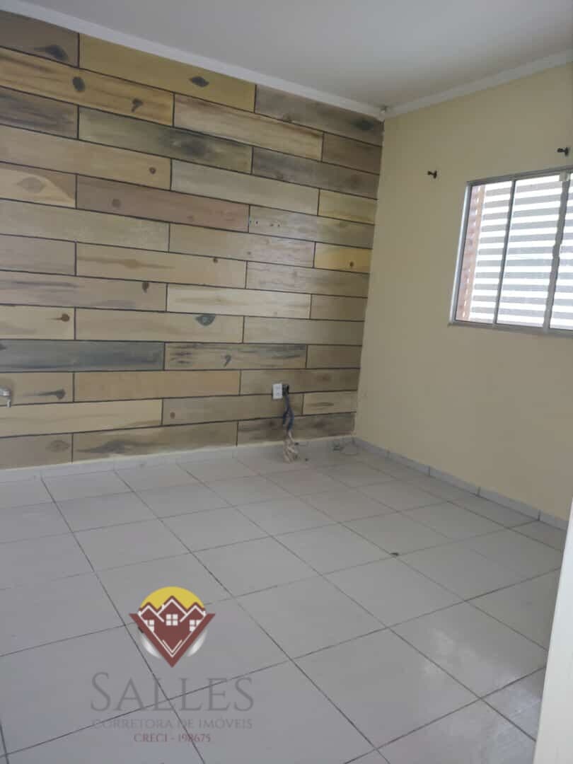 Encantadora Casa de 2 Quartos em Localização Privilegiada