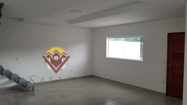 Oportunidade Única!!! Bela Casa com 2 Suítes e Design Moderno