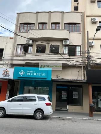 Prédio/Edifício Inteiro em Tubarão - Centro