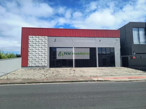 Galpão/Depósito/Armazém em Tubarão - Revoredo
