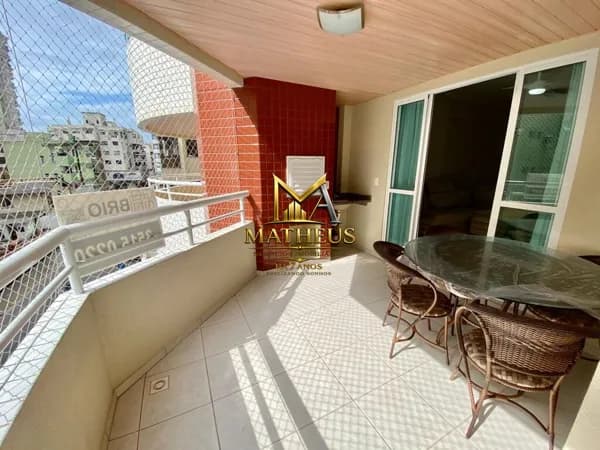 EXCELENTE APARTAMENTO ESPAÇOSO E BEM LOCALIZADO