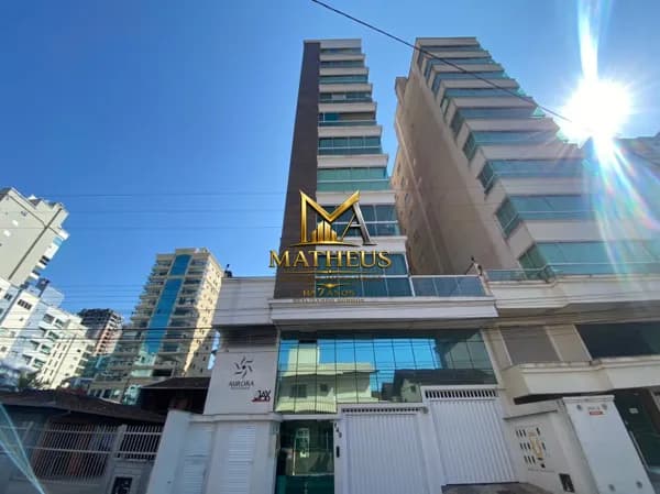 APARTAMENTO 03 SUÍTES, QUADRA MAR NA MEIA PRAIA!