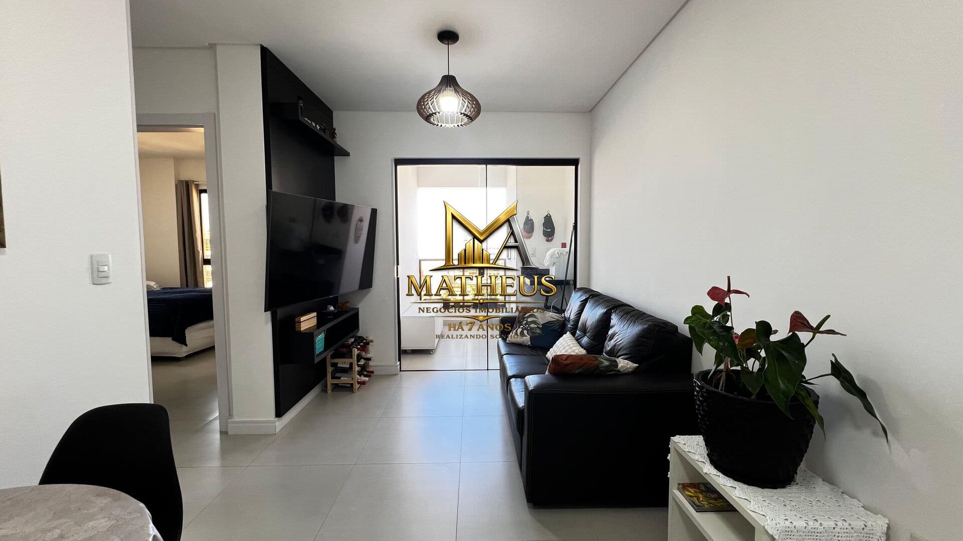 🔥🏡 PRONTO PARA MORAR, MOBILIADO E DECORADO POR APENAS R$ 650 MIL! 🏡🔥