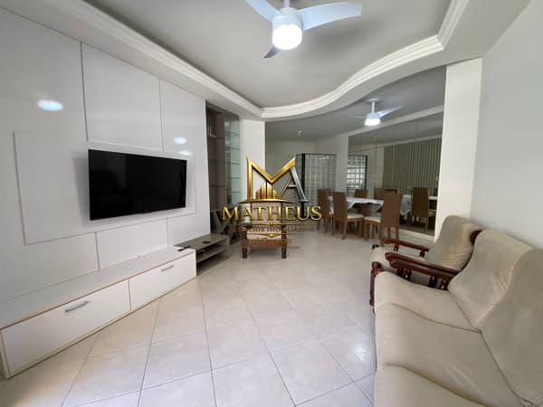 APARTAMENTO EM ITAPEMA, MEIA PRAIA NA QUADRA DO MAR!