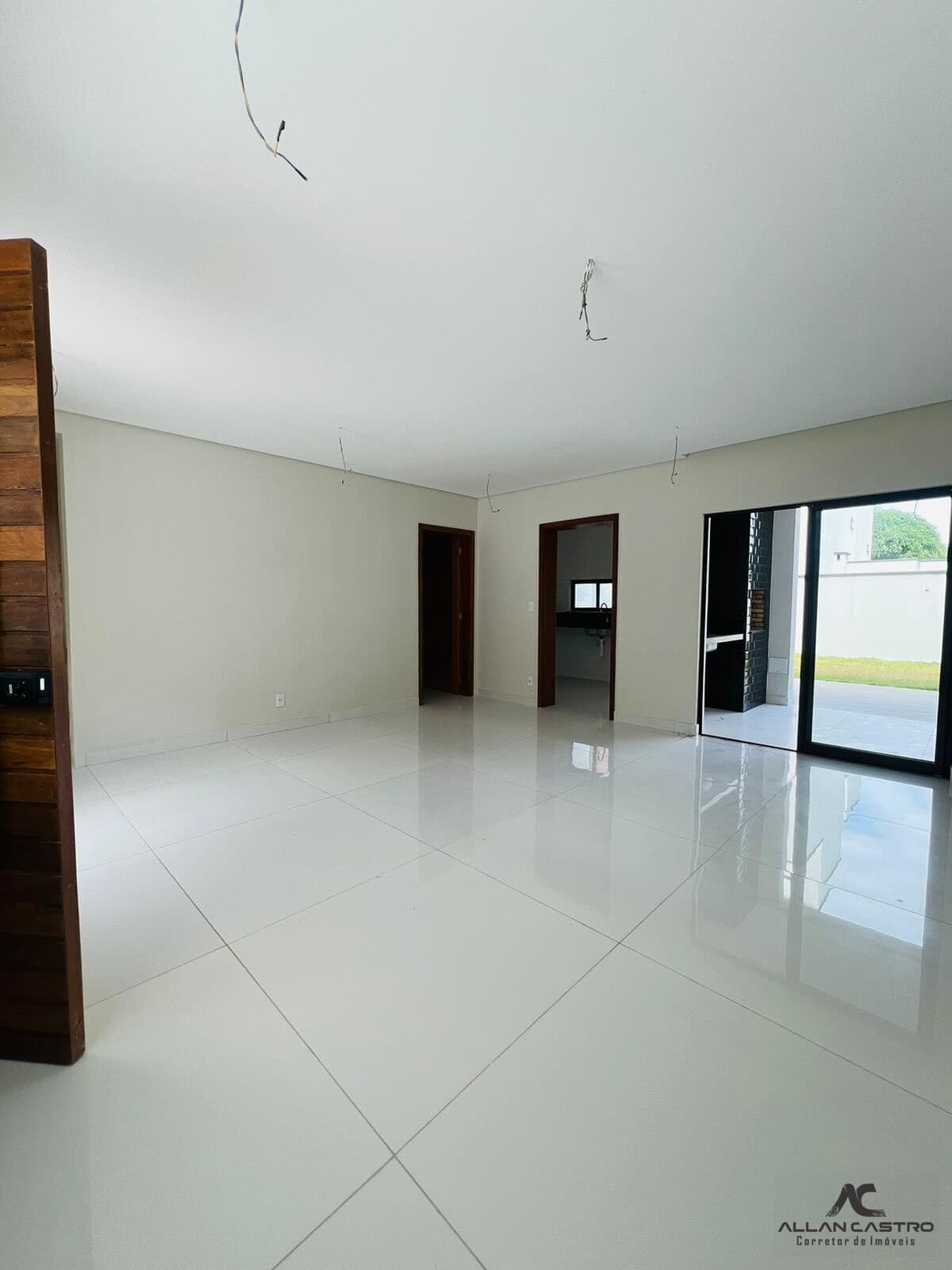 Casa em Condomínio no ARAÇAGI com 3 Quartos - Nascente
