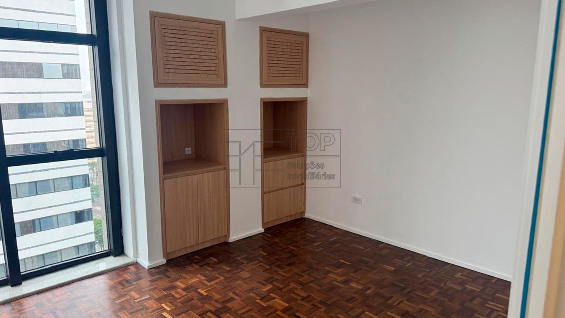 Sala/Conjunto em Curitiba - Mercês