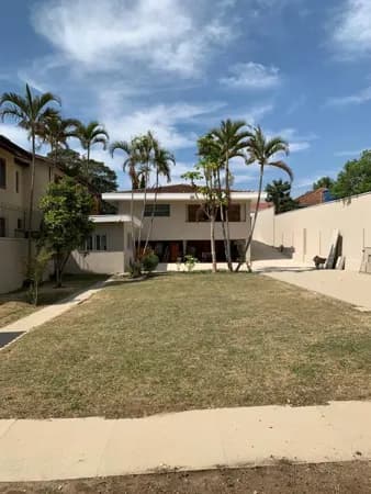 Casa comercial - Rua Almirante Gonçalves, 2760