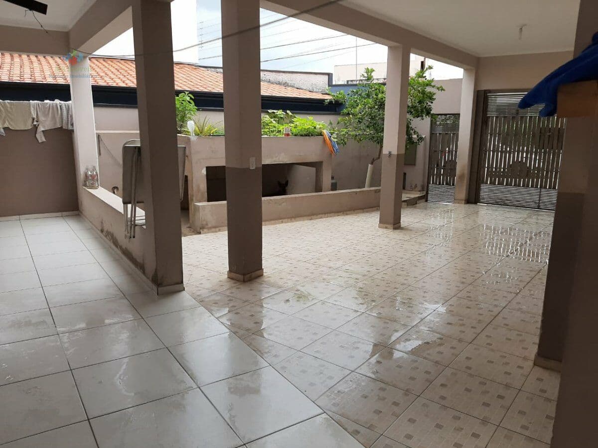 Sobrado-Padrao-para-Venda-em-Centro-Tatui-SP