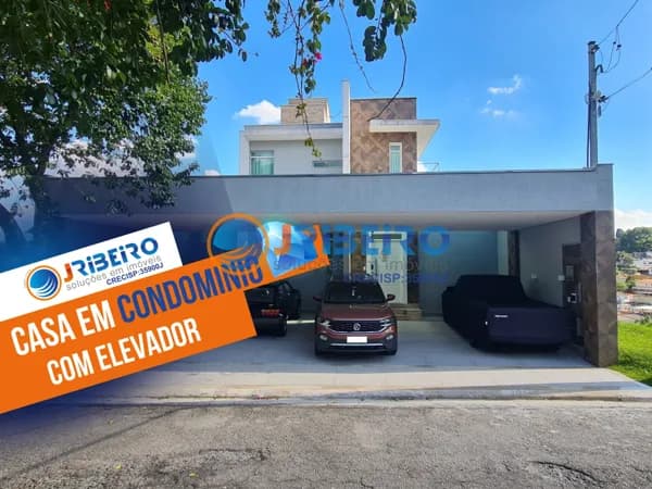 Casa em Condomínio à Venda
