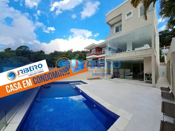 Casa em Condomínio à Venda no Horto Florestal