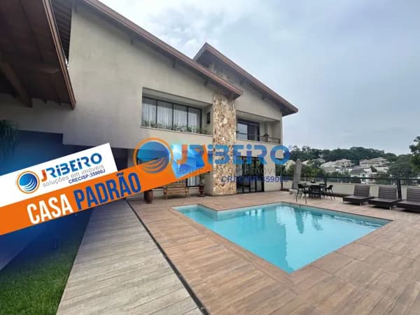 Casa com 5 dormitórios, ampla sala, espaço gourmet, piscina, canil, 10 vagas de garagem em SP