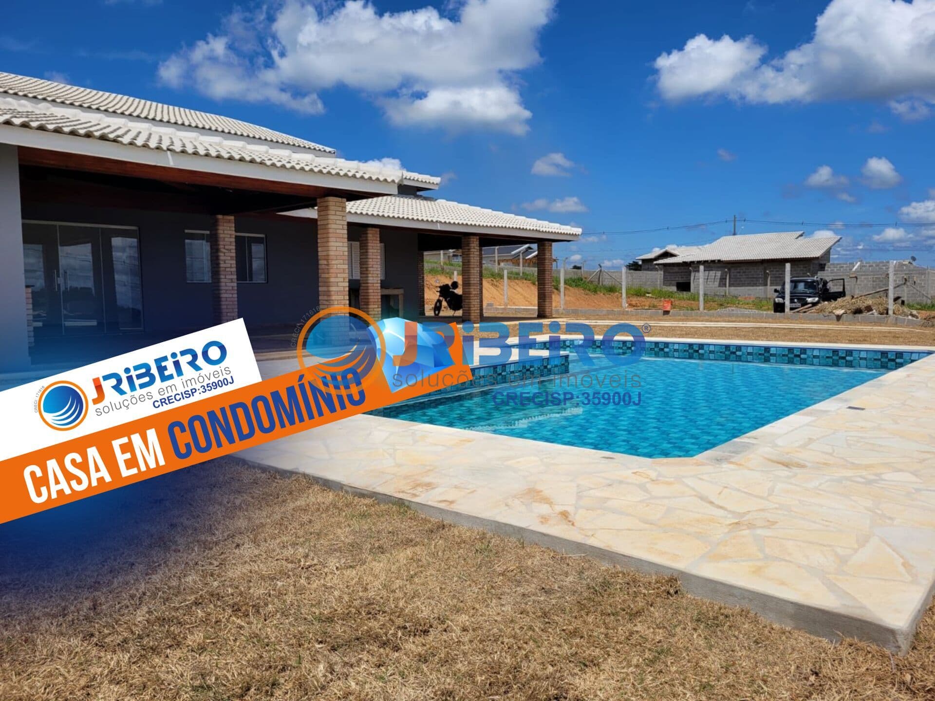 Casa em Condomínio 3 Dormitórios 1 Suíte 6 Vagas Piscina Espaço Gourmet à Venda em Pinhalzinho - Pinhalzinho/SP