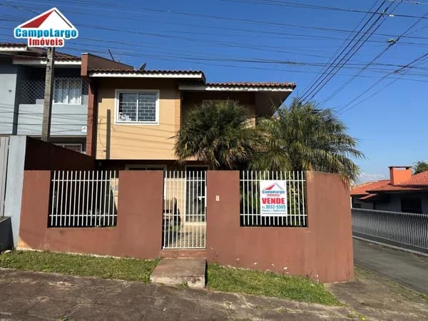Sobrado de Esquina no Centro