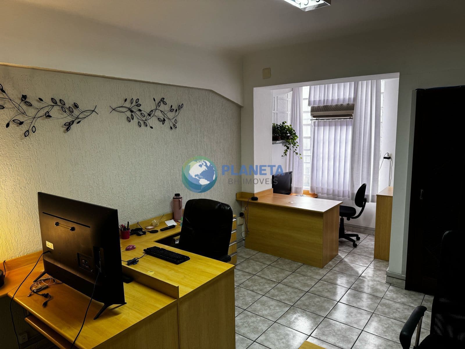 Sala Comercial 42m2 l com anti-sala l Montada l no Centro deBH