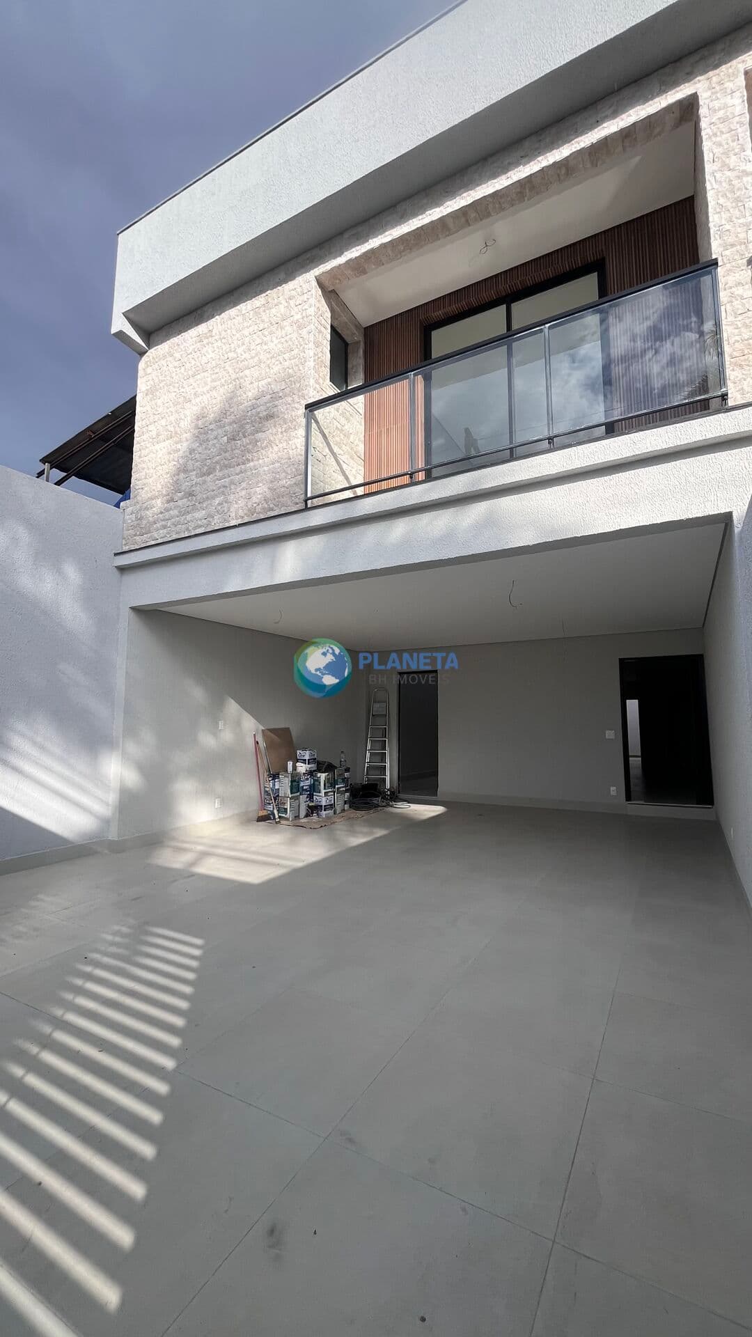 Casa Geminada ALTO PADRÃO | 4 Quartos | 2 suítes | 4 Vagas | no Santa Amelia