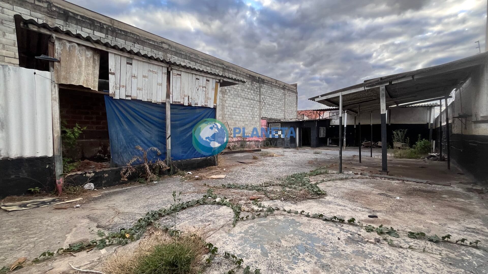 Terreno Lote COMERCIAL no PLANALTO 360M²