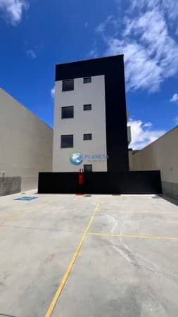 Apartamento Padrão | 2Quartos| Vaga | Banho | No Jardim Leblon