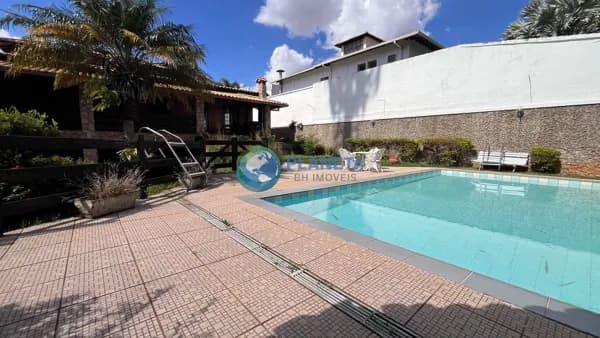 Casa em São Luiz, Belo Horizonte/MG