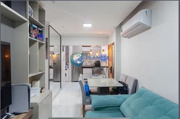 Apartamento Padrão reformado l0 2 quartos l 01 cozinha planejada l 02 vagas