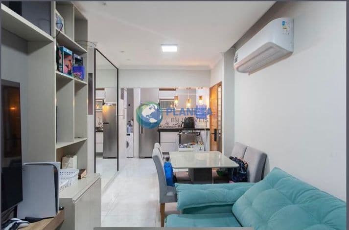 Apartamento Padrão reformado l0 2 quartos l 01 cozinha planejada l 02 vagas