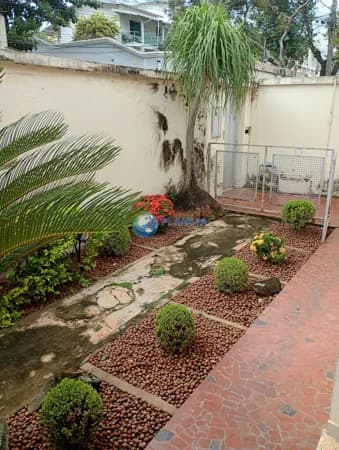 Casa Padrão l 3 quartos l suíte l 2 vagas l Com Habite-se