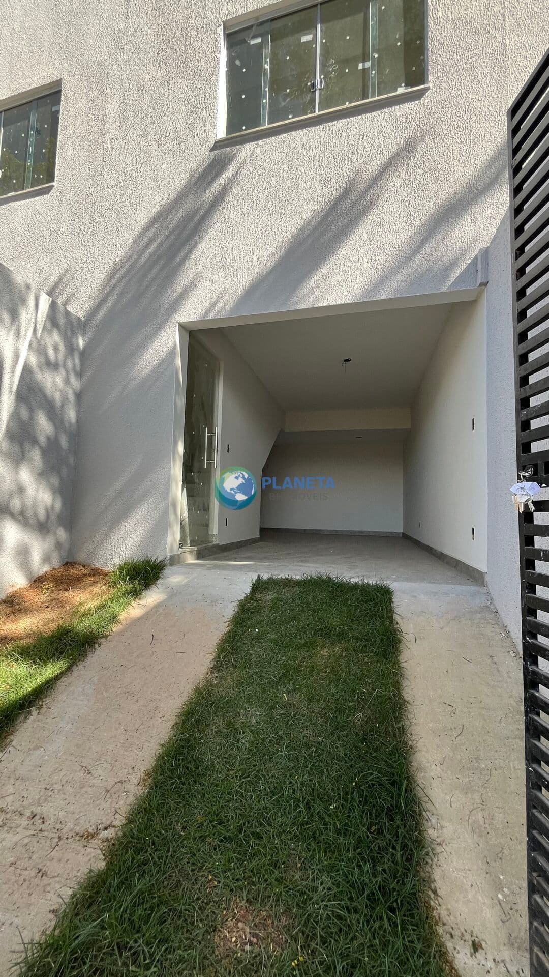 Casa Geminada a venda - bairro Céu Azul - Belo Horizonte