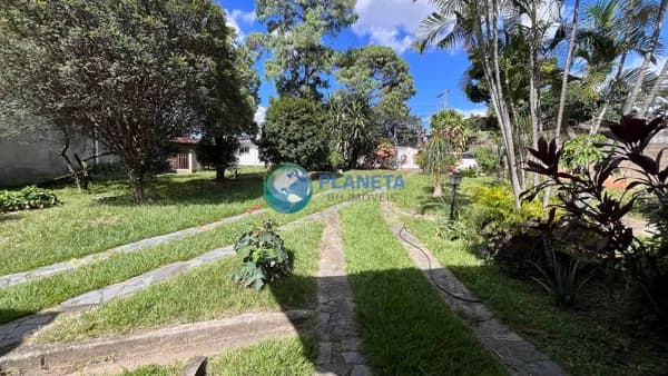 Casa Padrão em terreno de 900m² | Céu Azul - BH |