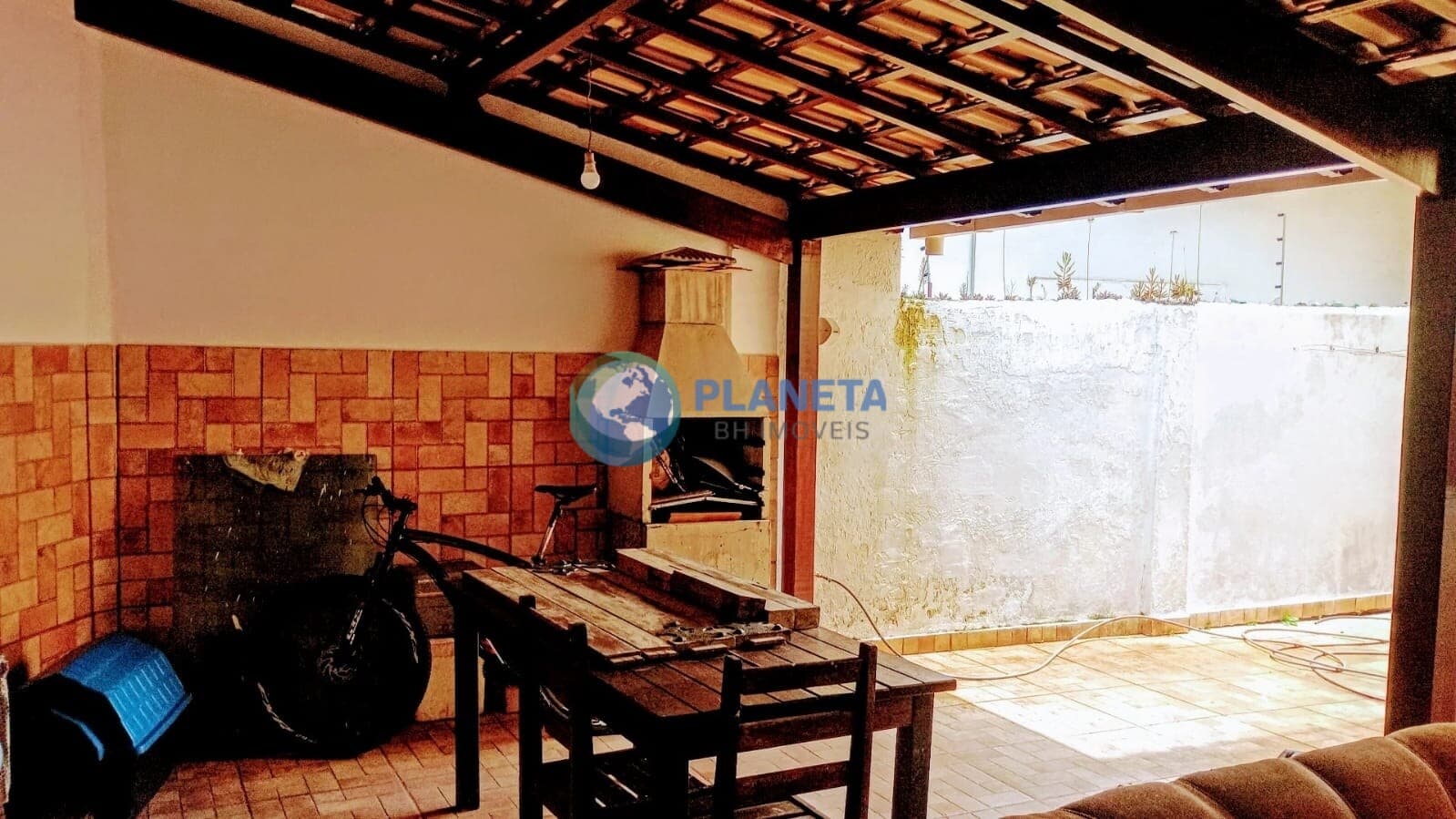 Casa Geminada Independente a Venda