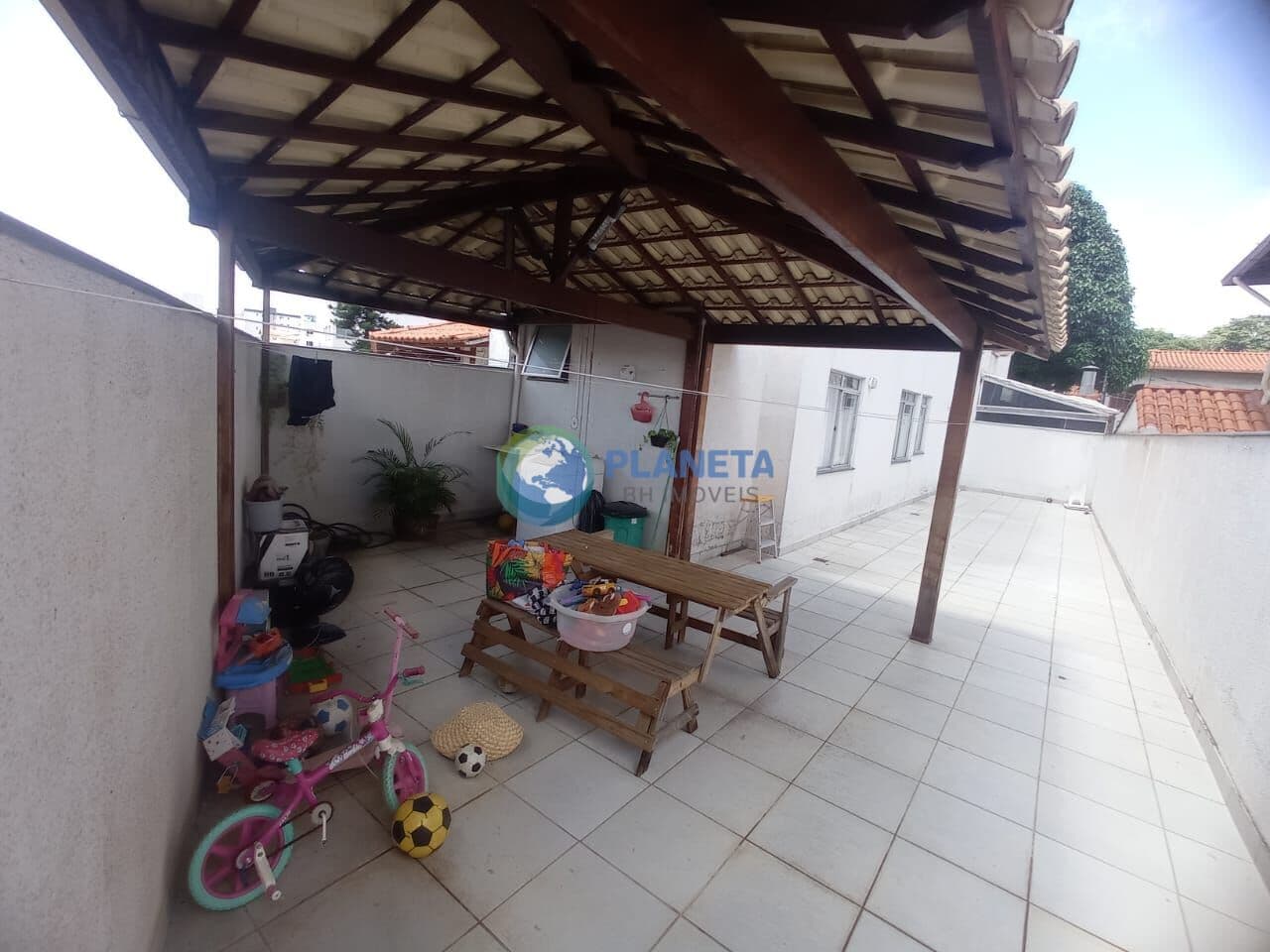 Apartamento Com área externa em Planalto, Belo Horizonte/MG