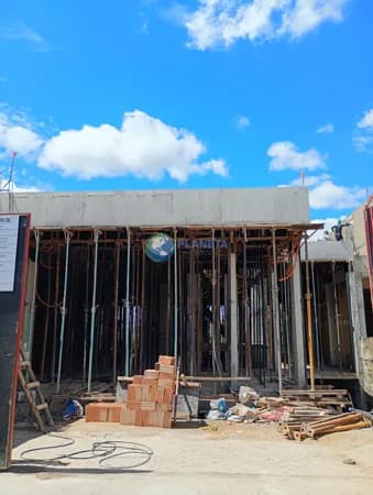 Apartamento Padrão 03 quartos l suíte l 2 vagas l elevador l em obras