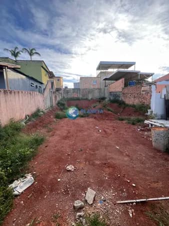 Lote plano 3,60m² no Piratininga - BH