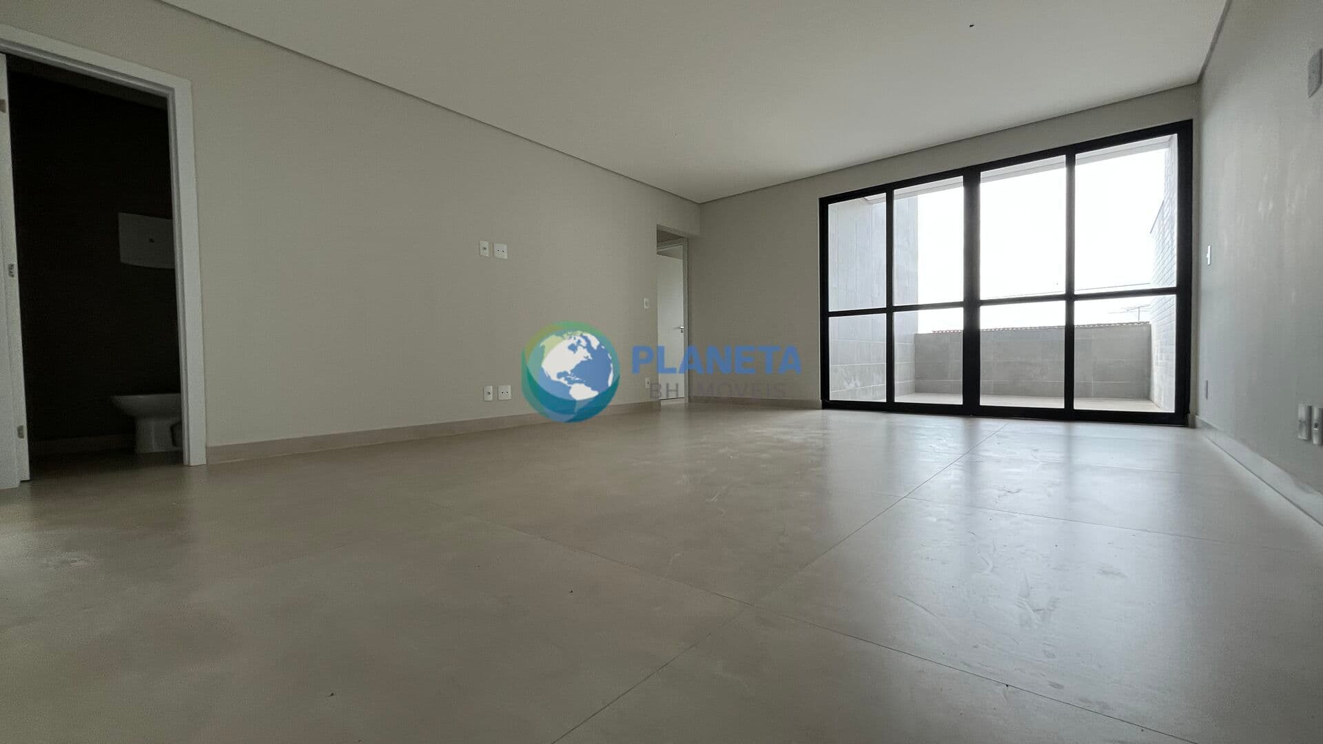 Apartamento Área Privativa | 3 Quartos - 1 Suíte| Elevador | 2 Vagas | Itapoã