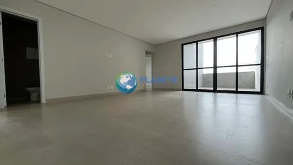 Apartamento Área Privativa | 3 Quartos - 1 Suíte| Elevador | 2 Vagas | Itapoã