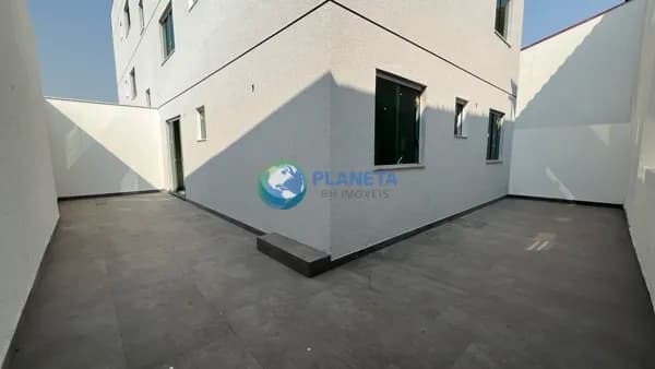 Apartamento com area externa a venda - Santa Monica - Belo Horizonte