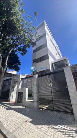 Apartamento Padrão | 3 Quartos - sendo 1 Suíte | 2 Banhos | 2 Vagas | No Planalto
