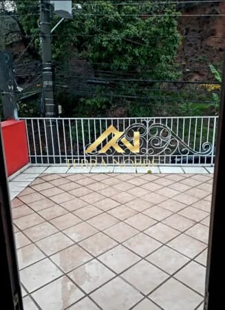 Casa à Venda – Ampla, Versátil e Bem Localizada | Osasco/SP