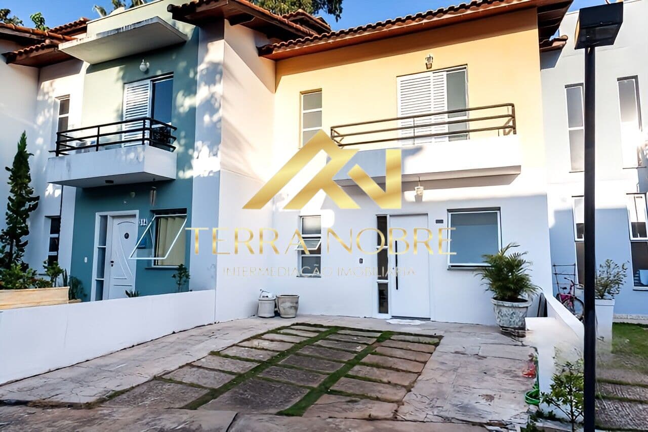 Casa à Venda no Condomínio New Village | 5 Dormitórios | Quintal com Churrasqueira | 158,99m² | 2 Vagas