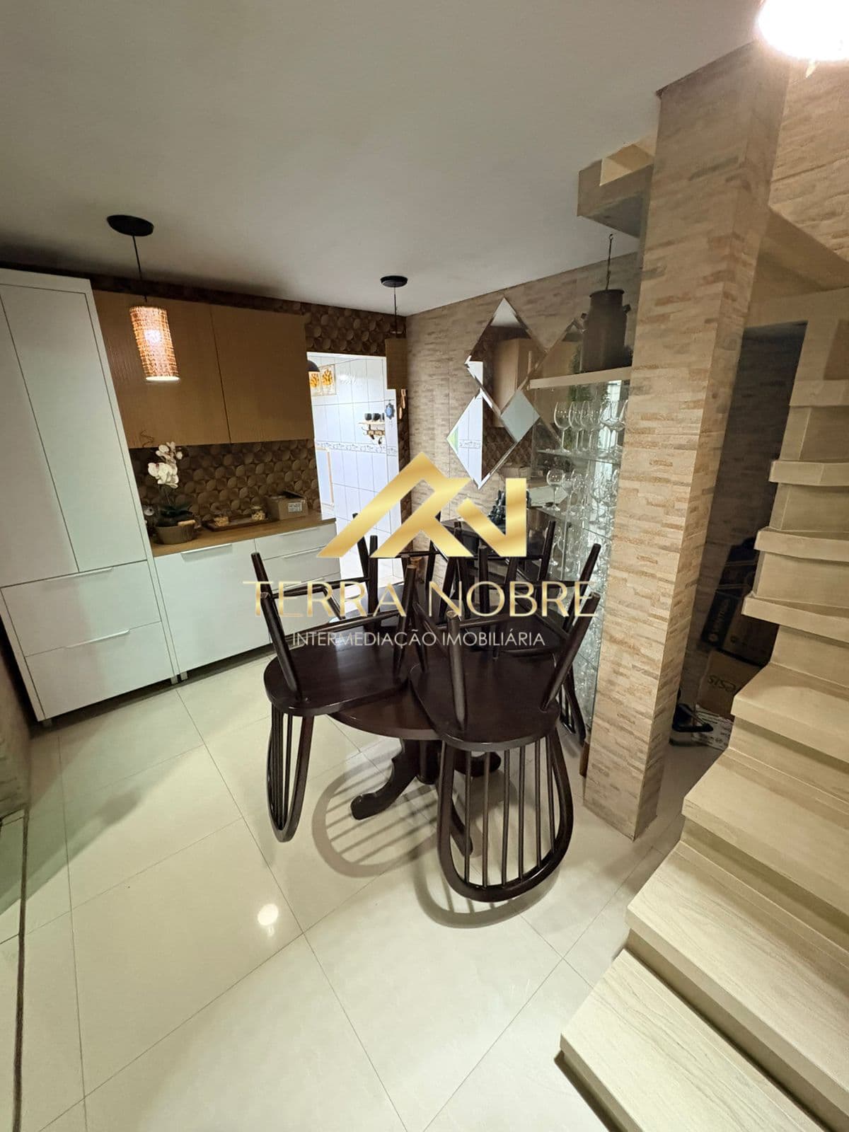 Casa Individual à Venda com 4 Dormitórios, Suíte e Garagem - Conceição, Osasco