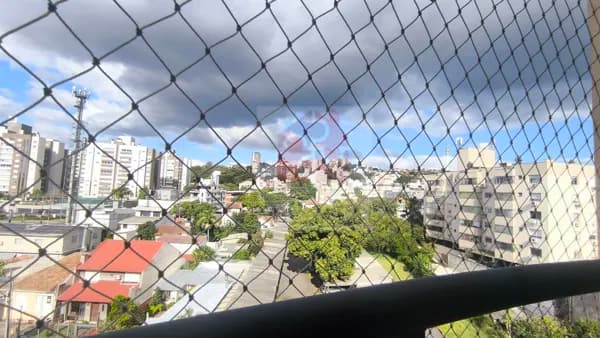 Cobertura à venda no Bairro Menino Deus