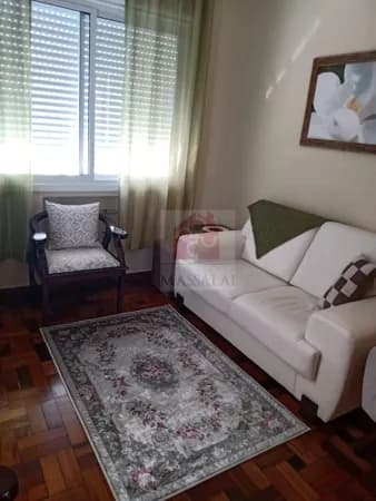 Apartamento à venda na Av Azenha