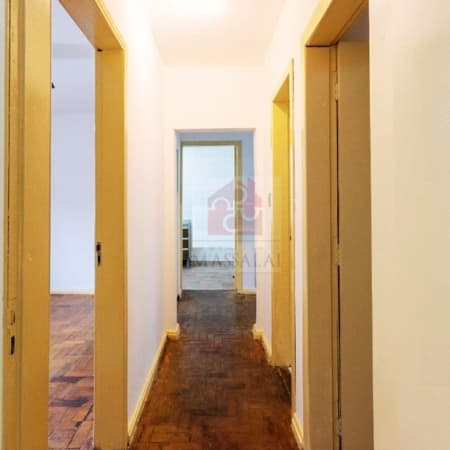 Apartamento térreo de 3 dormitórios no Menino Deus